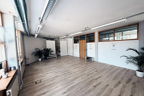 Raum 16, EG