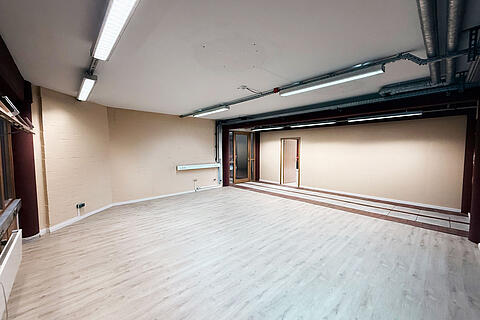 Raum 32, EG